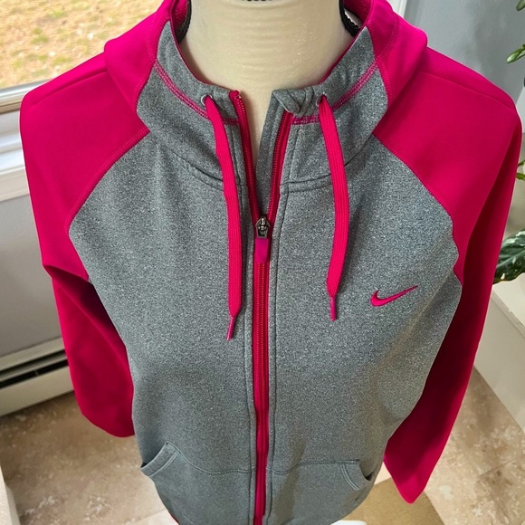 Women’s Nike Therma Fit fleece jacket Medium - Picture 2 of 7